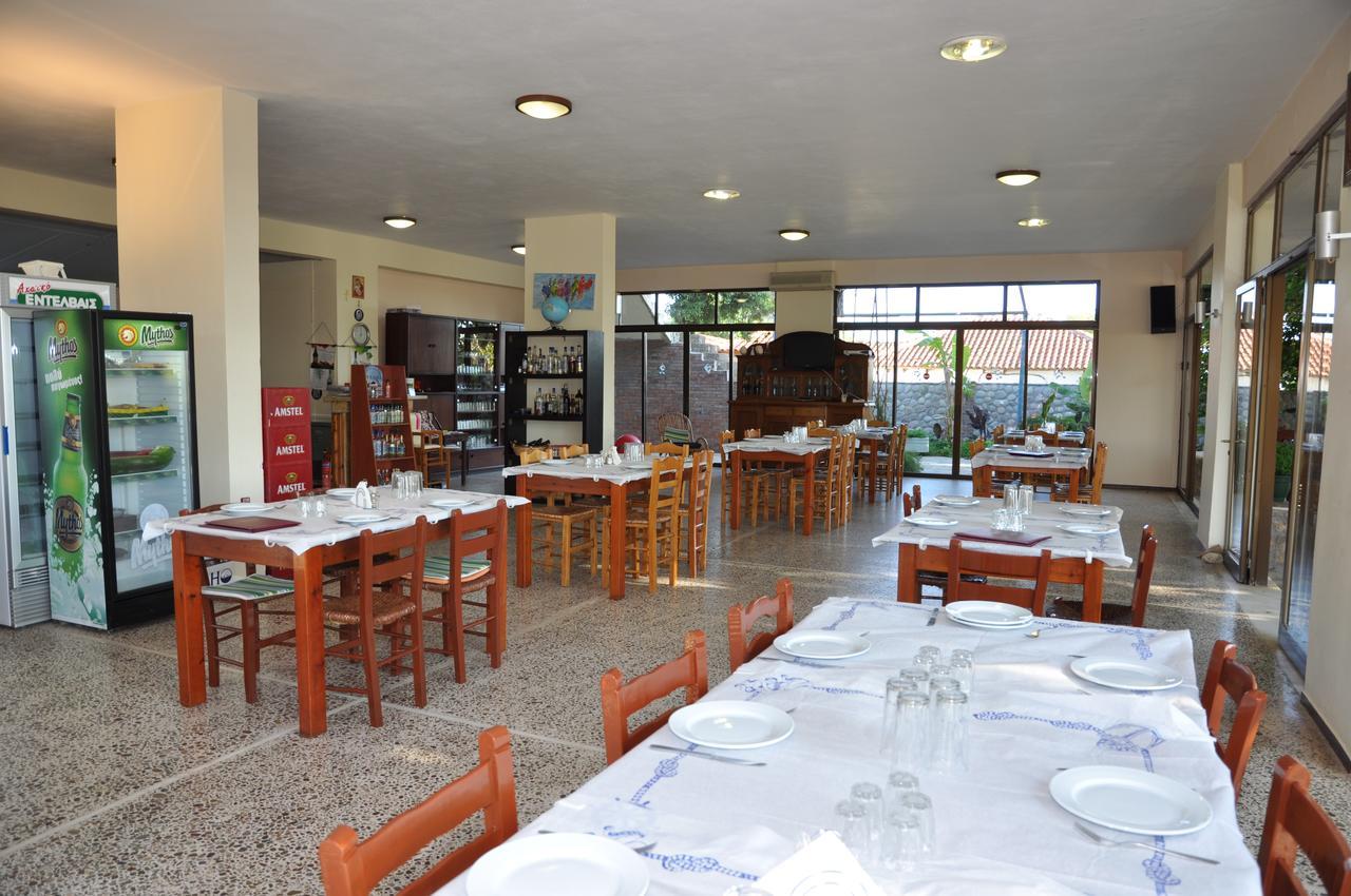 Hotel Dougas Arkoudi Exterior foto
